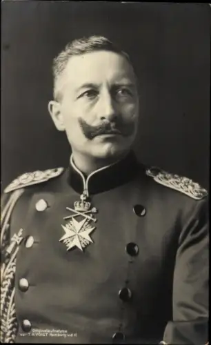 Ak Kaiser Wilhelm II., Portrait in Uniform, Orden