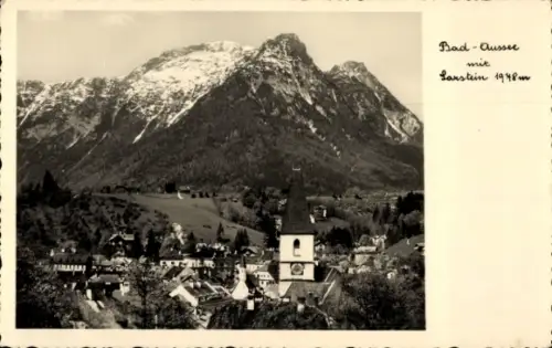 Ak Bad Aussee Steiermark, Bad-Aussee, Larstein 1948m, Berge, Kirche, Landschaft