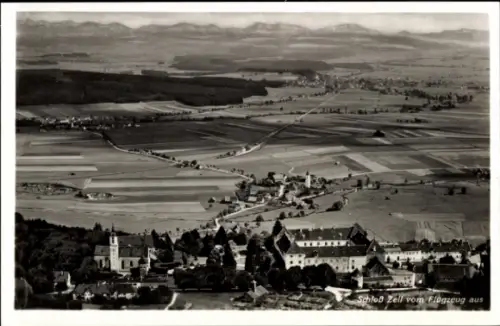 Ak Leutkirch im Allgäu, Schloss Zeil, Fliegeraufnahme