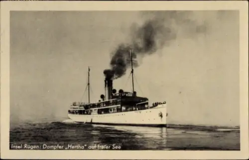 Ak Salonschnelldampfer Hertha vor Rügen auf See, Stettiner Dampfschiffs-Gesellschaft J.F. Braeunlich
