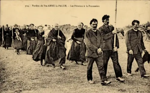 Ak Sainte Anne de Portzic Brest Finistère, Pilger in der Prozession