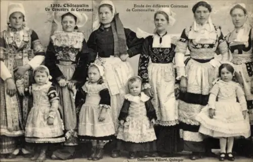 Ak Chateaulin Finistère, Frauen und Kinder in bretonischen Trachten