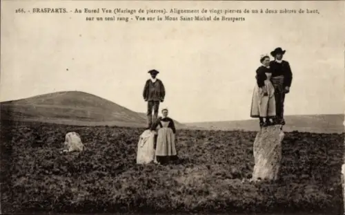CPA Brasparts Finistère, Mariage de pierres