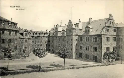 Ak Kassel in Hessen,  Renthof,  Gebäude, Brunnen, Bäume