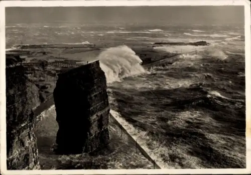 Ak Nordseeinsel Helgoland, Wellen, Sturm, Küste,  , 1937