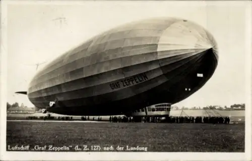 Ak Luftschiff Graf Zeppelin, LZ 127 nach der Landung