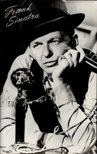 Ak Sänger und Schauspieler Frank Sinatra, Portrait