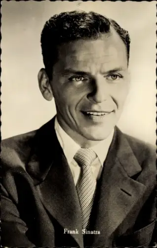 Ak Sänger und Schauspieler Frank Sinatra, Portrait
