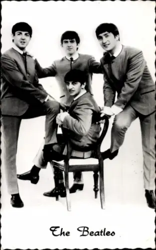 Ak Musikgruppe The Beatles, Portrait, John Lennon, Paul McCartney, Ringo Starr