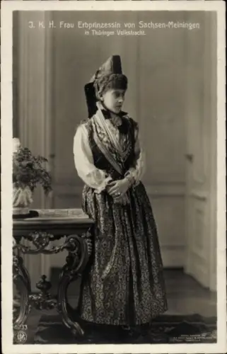 Ak Erbprinzessin Charlotte von Sachsen Meiningen, Portrait in Thüringer Volkstracht