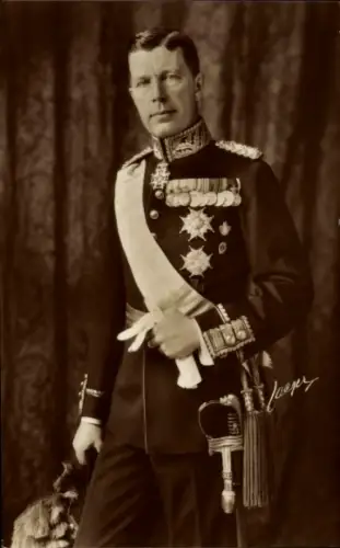 Ak Kronprinz Gustaf Adolf von Schweden, Gustav VI. Adolf, Portrait in Uniform