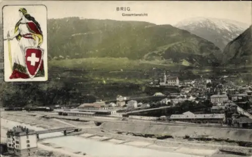 Ak Brigue Brig Glis Kanton Wallis, Gesamtansicht von  Schweizer Wappen, Berge im Hintergrund