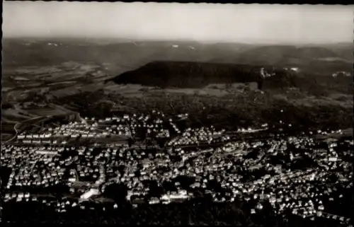 Ak Pfullingen in der Schwäbischen Alb, Luftaufnahme von  viele Häuser, ländliche Umgebung