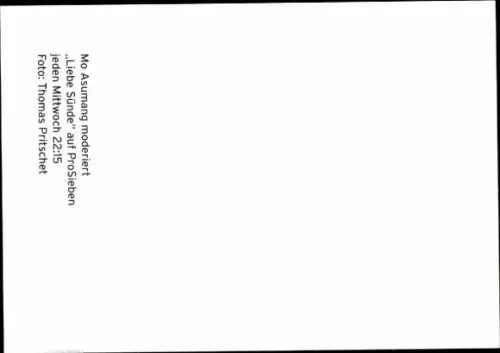 Autogrammkarte Moderatorin Mo Asumang, Portrait, Autogramm