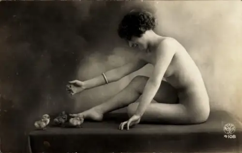 Ak Nackte Frau, Frauenakt, Beine, Erotik