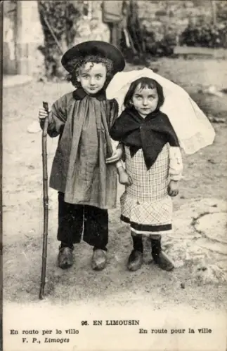 Ak En Limousin, Kinder in Tracht