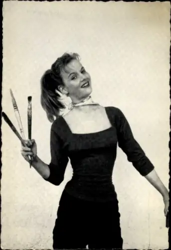 Ak Schauspielerin und Sängerin Heidi Brühl, Portrait, Pinsel, Autogramm