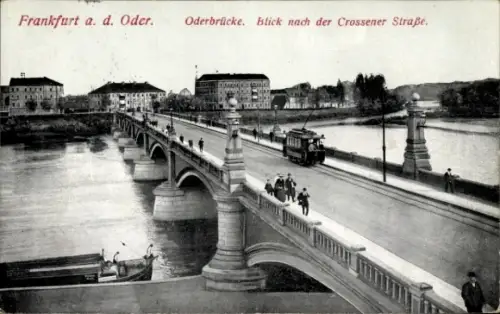 Ak Frankfurt an der Oder, Frankfurt a. d. Oder, Oderbrücke, Blick nach der Crossener Straße, Stra