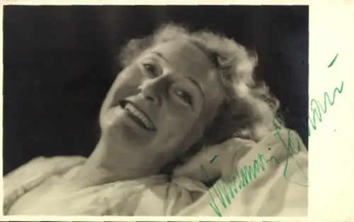 Foto Ak Schauspielerin Annemarie ?, Portrait, Autogramm