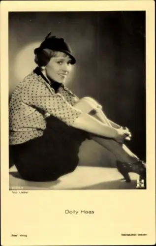 Ak Schauspielerin Dolly Haas, Portrait