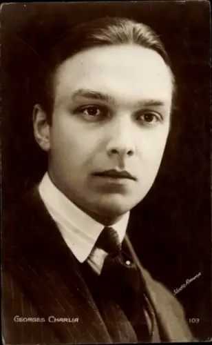 Ak Schauspieler Georges Charlia, Portrait im Anzug