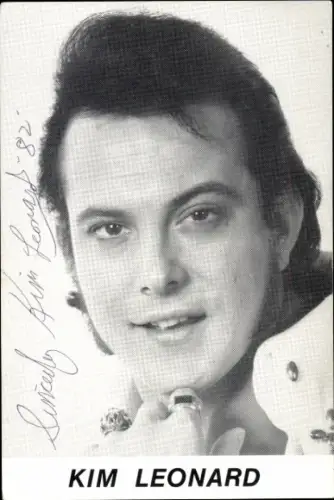 Autogrammkarte Sänger Kim Leonard, Portrait, Autogramm