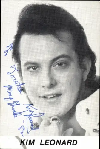 Autogrammkarte Sänger Kim Leonard, Portrait, Autogramm