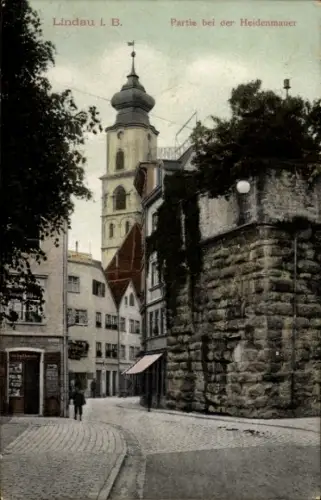 Ak Lindau am Bodensee Schwaben, Lindau i. B., Partie bei der Heidenmauer, Stadtansicht, Menschen 