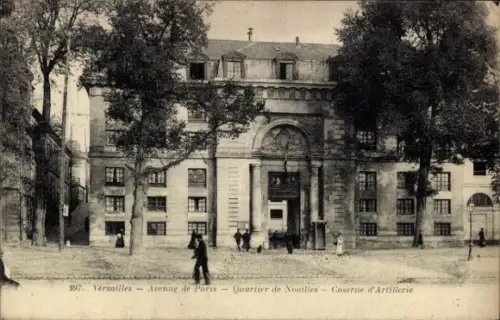 Ak Versailles Yvelines,  Avenue de Paris, Quartier de Noailles, Caserne d'Artillerie