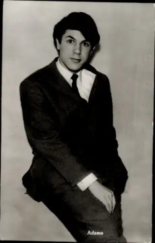 Ak Sänger Adamo, Portrait