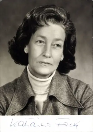 Ak Politikerin Dr. Katharina Focke, MdB Bundesminister für Jugend, Familie und Gesundheit, Autogramm