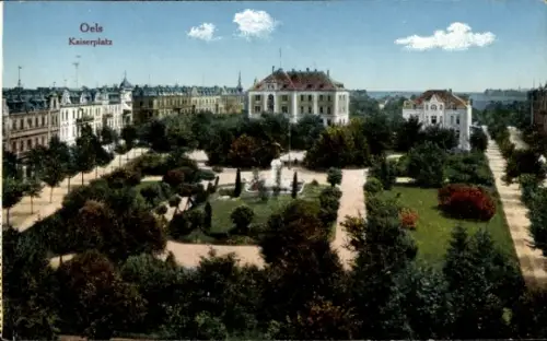 Ak Oleśnica Oels Schlesien, Kaiserplatz in  Parkanlage, Bäume, Brunnen
