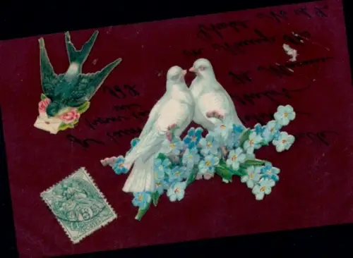 Zelluloid Ak Kitsch, Tauben, Schwalbe, Vergissmeinnicht