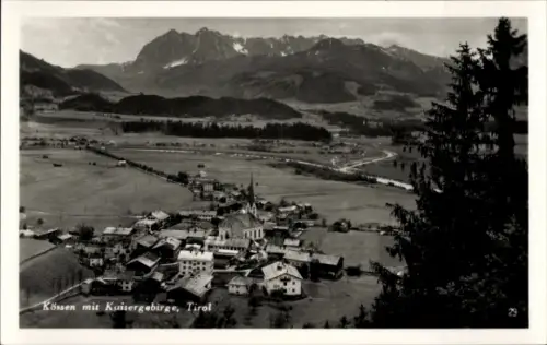Ak Kössen in Tirol, Kössen, Kaisergebirge, Tirol, Landschaft, Schwarz-Weiß-Foto