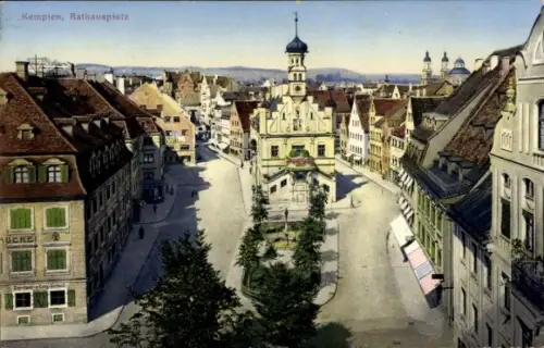 Ak Kempten im Allgäu Schwaben,  Rathausplatz, Stadtansicht,  Gebäude