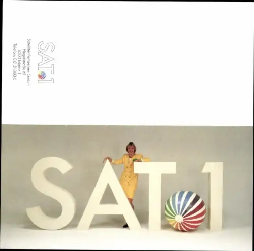 Autogrammkarte Moderatorin Gaby Papenburg, Portrait, Autogramm