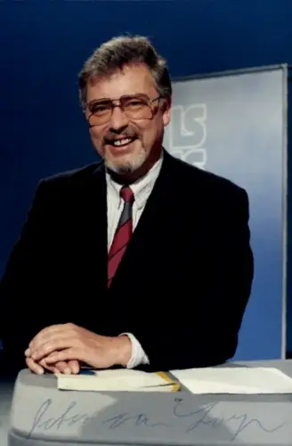 Autogrammkarte Moderator Peter van Loyen, Portrait, Autogramm