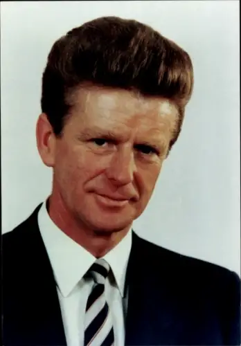 Foto Politiker Karl H. Fell, Portrait, Autogramm