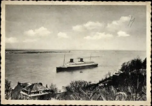 Ak Hamburg Altona Blankenese, Lloyddampfer Europa auf der Elbe