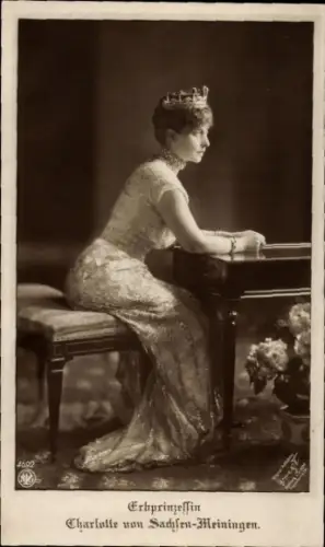 Ak Erbprinzessin Charlotte von Sachsen Meiningen, Portrait