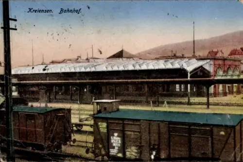 Ak Kreiensen Einbeck, Bahnhof, Waggons