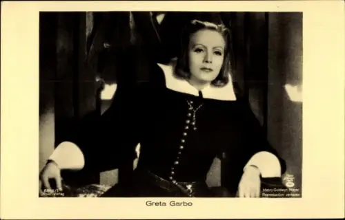 Ak Schauspielerin Greta Garbo, Filmszene, Portrait
