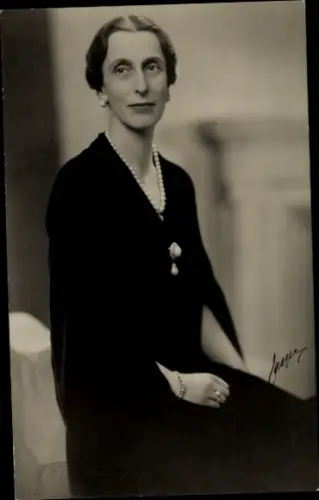 Ak Kronprinzessin Louise von Schweden, Portrait