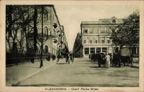Ak Alexandria Ägypten, Cherif Pacha Street,  Architektur, belebte Straße