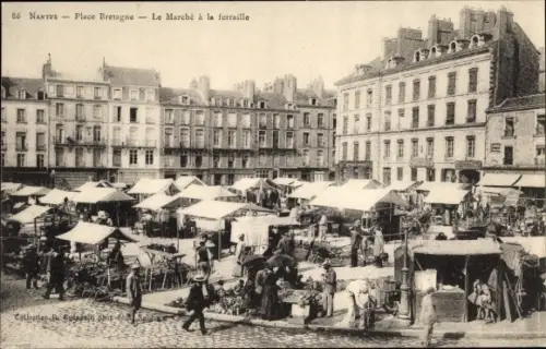 Ak Nantes Loire Atlantique, Marché à la ferraille