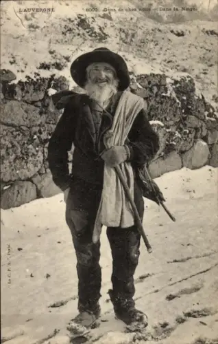 Ak L'Auvergne, Gens de chez nous, Dans la Neige, Franzose im Schnee