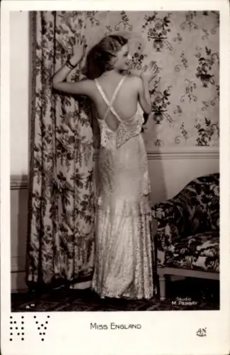 Ak Miss England, Rückenansicht