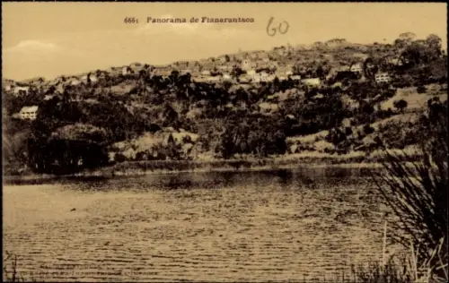 Ak Fianarantsoa Madagaskar, Panorama de  Landschaft, Wasser, Häuser