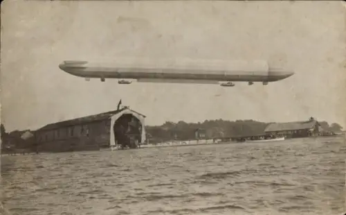 Ak Wissembourg Weißenburg Elsass Bas Rhin, Zeppelin