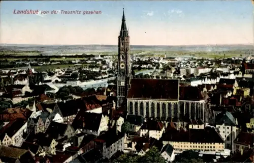 Ak Landshut in Niederbayern, Luftaufnahme von  Trausnitz, Kirche, Stadtansicht